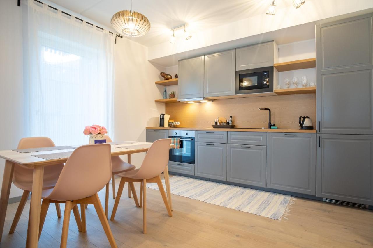 Dream Stay - Brand New Apartment With Balcony & Free Parking Tallin Exterior foto
