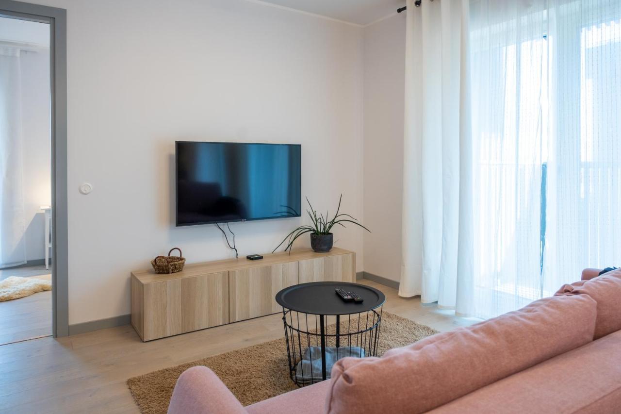 Dream Stay - Brand New Apartment With Balcony & Free Parking Tallin Exterior foto
