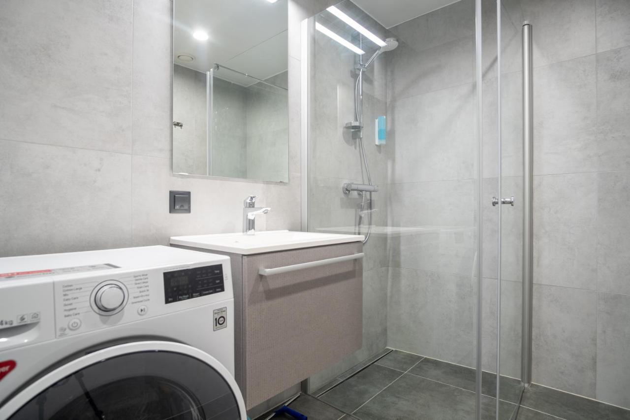 Dream Stay - Brand New Apartment With Balcony & Free Parking Tallin Exterior foto